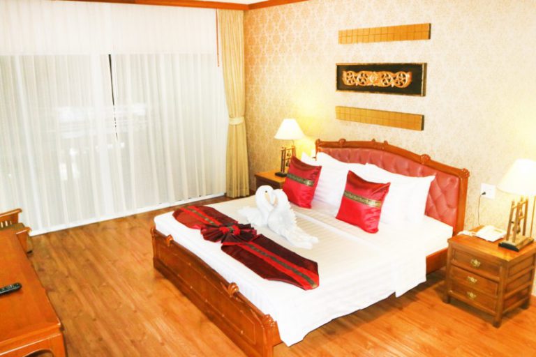 Aiyaree Place Resort : 1 Bedroom Suite Room